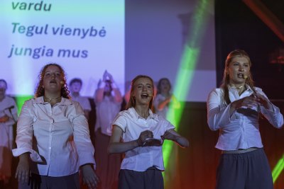 Tarptautinis miuziklas „Kol žodis gyvas...“
