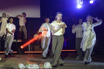 Tarptautinis miuziklas „Kol žodis gyvas...“