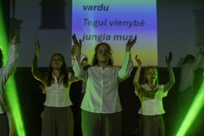 Tarptautinis miuziklas „Kol žodis gyvas...“